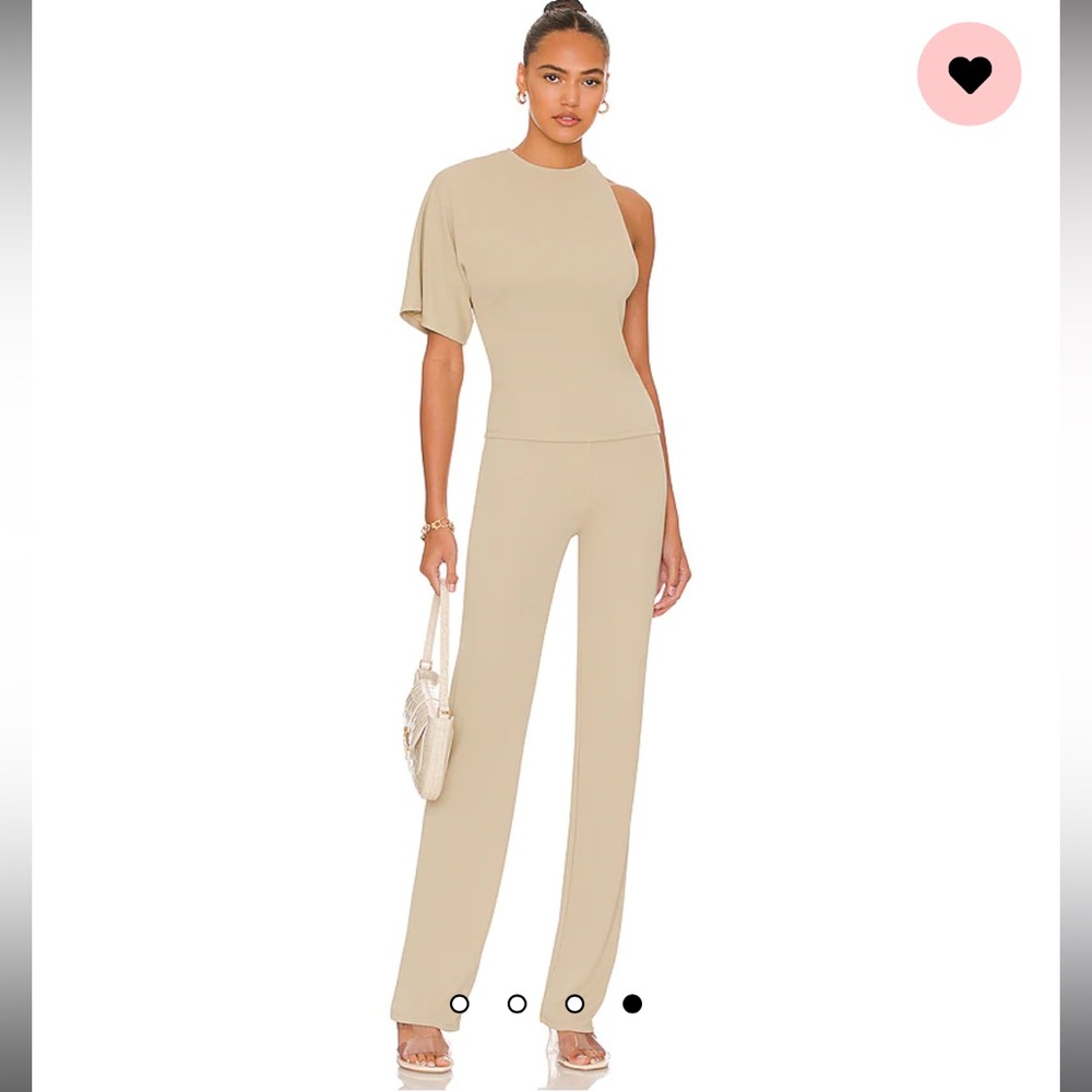 Gorgeous cream stretchy dress pants
